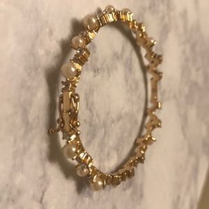 Banana Republic Jewelry - Banana Republic Pearl Bracelet Banana Republic Jewelry - Banana Republic Pearl Bracelet